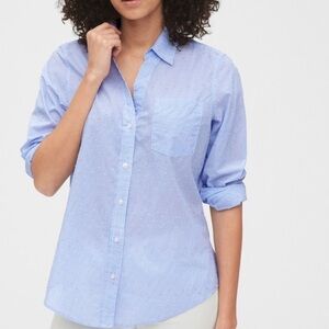 Gap Fitted Boyfriend Shirt